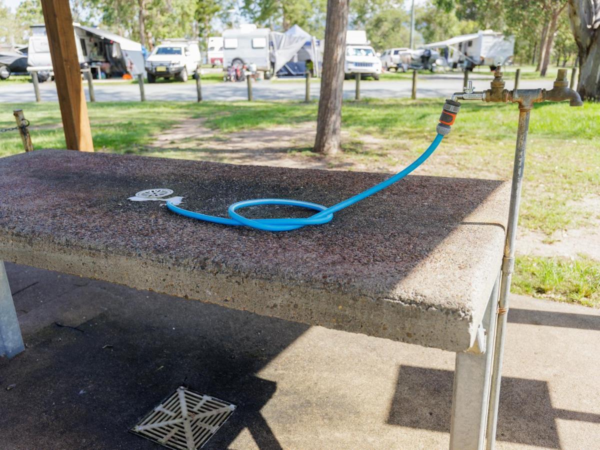 Nrma Lake Somerset Holiday Park Kilcoy 外观 照片