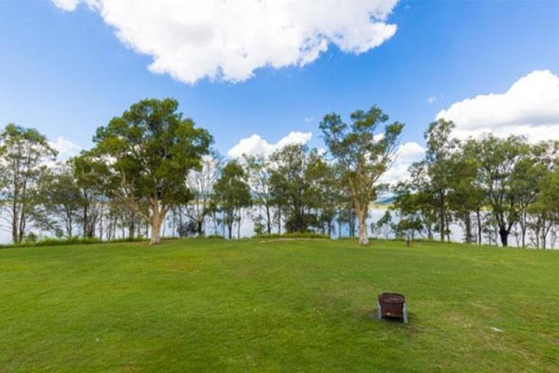 Nrma Lake Somerset Holiday Park Kilcoy 外观 照片